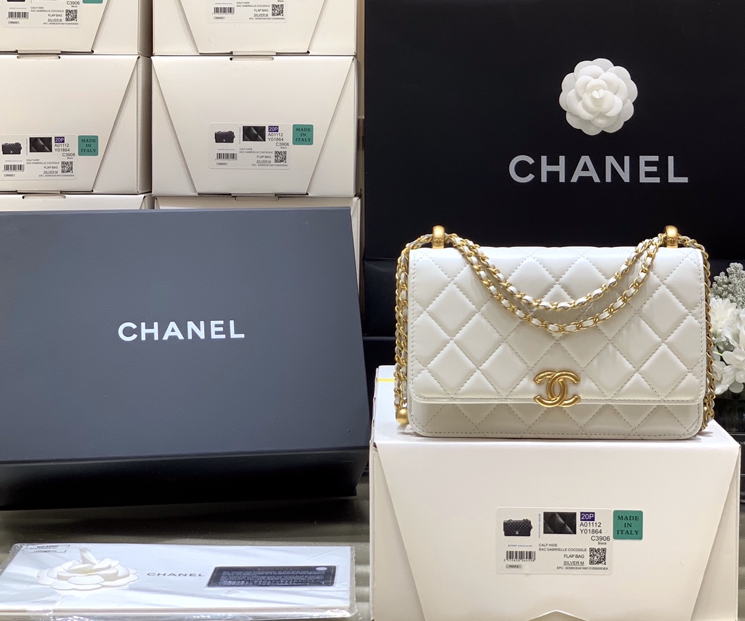 Chanel 2021早秋高级手工坊系列小金珠系列发财包 AP2289白色