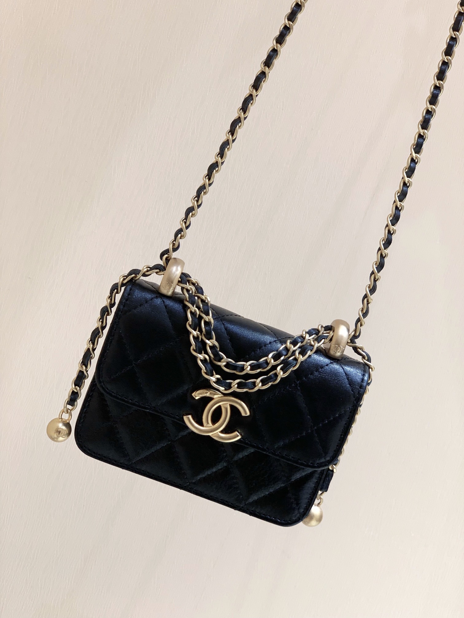 Chanel 2021早秋高级手工坊双金珠系列小方包 AP2290黑色