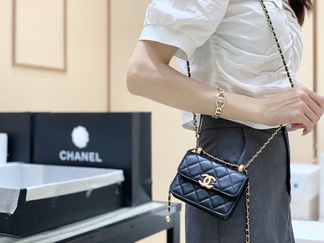 Chanel 2021早秋高级手工坊双金珠系列小方包 AP2290黑色