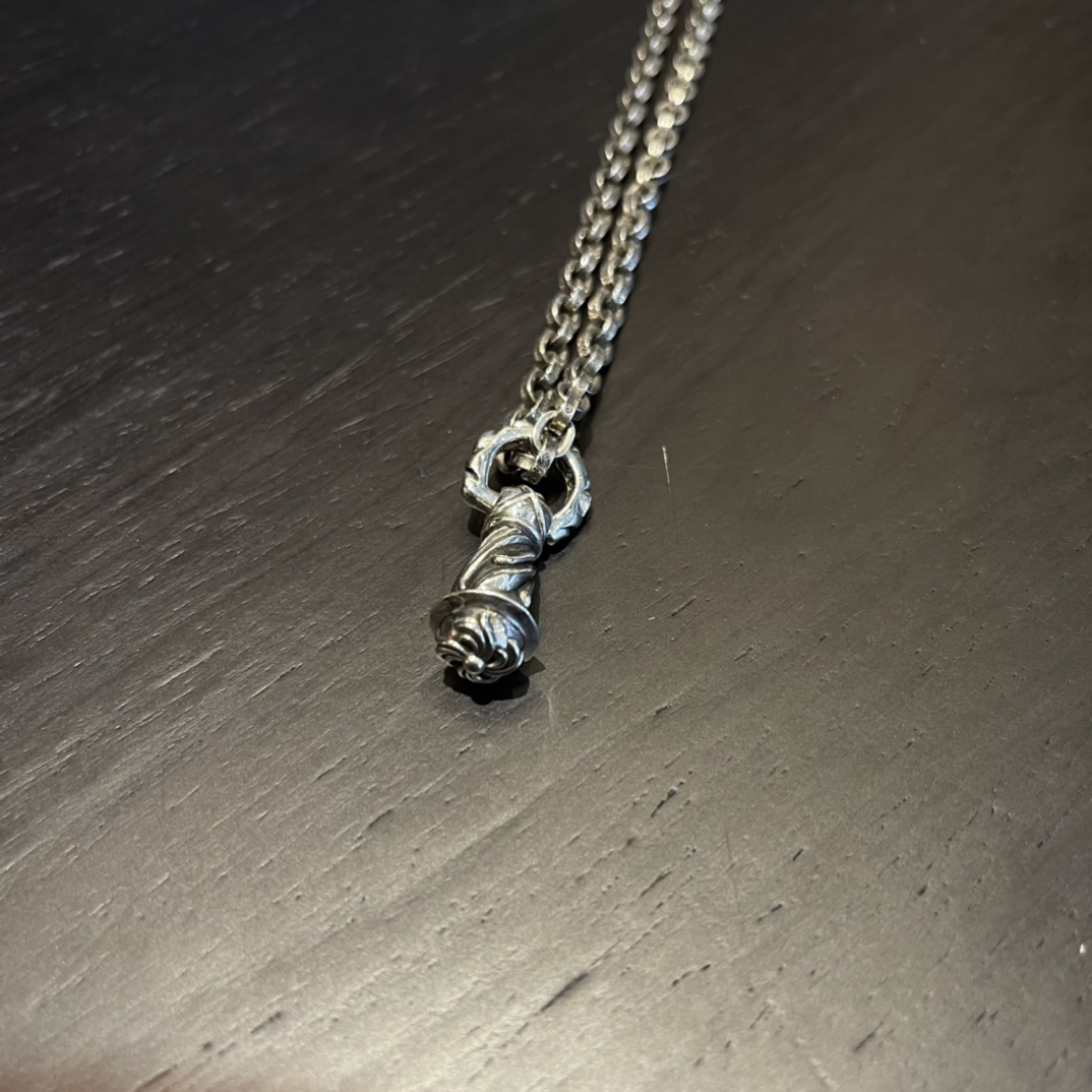 Chrome Hearts 新品上架𝗖𝗵𝗿𝗼𝗺𝗲 𝗛𝗲𝗮𝗿𝘁𝘀 克罗心十字螺纹杵项链