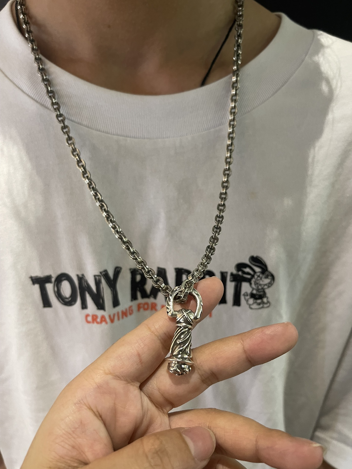 Chrome Hearts 新品上架𝗖𝗵𝗿𝗼𝗺𝗲 𝗛𝗲𝗮𝗿𝘁𝘀 克罗心十字螺纹杵项链