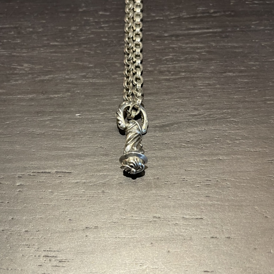 Chrome Hearts 新品上架𝗖𝗵𝗿𝗼𝗺𝗲 𝗛𝗲𝗮𝗿𝘁𝘀 克罗心十字螺纹杵项链