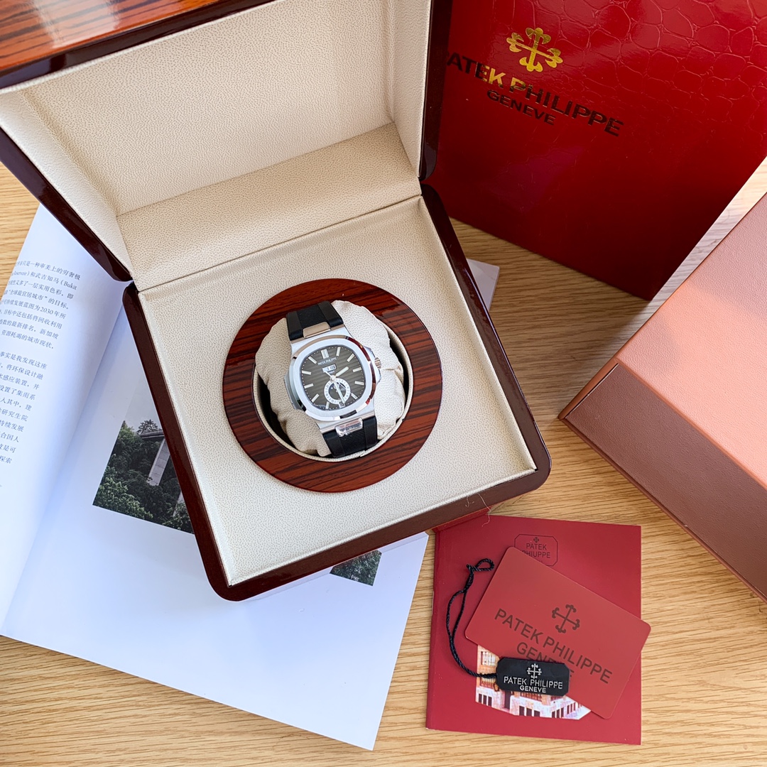 Patek Philippe Nautilus Wristwatchmk,包,手表 2