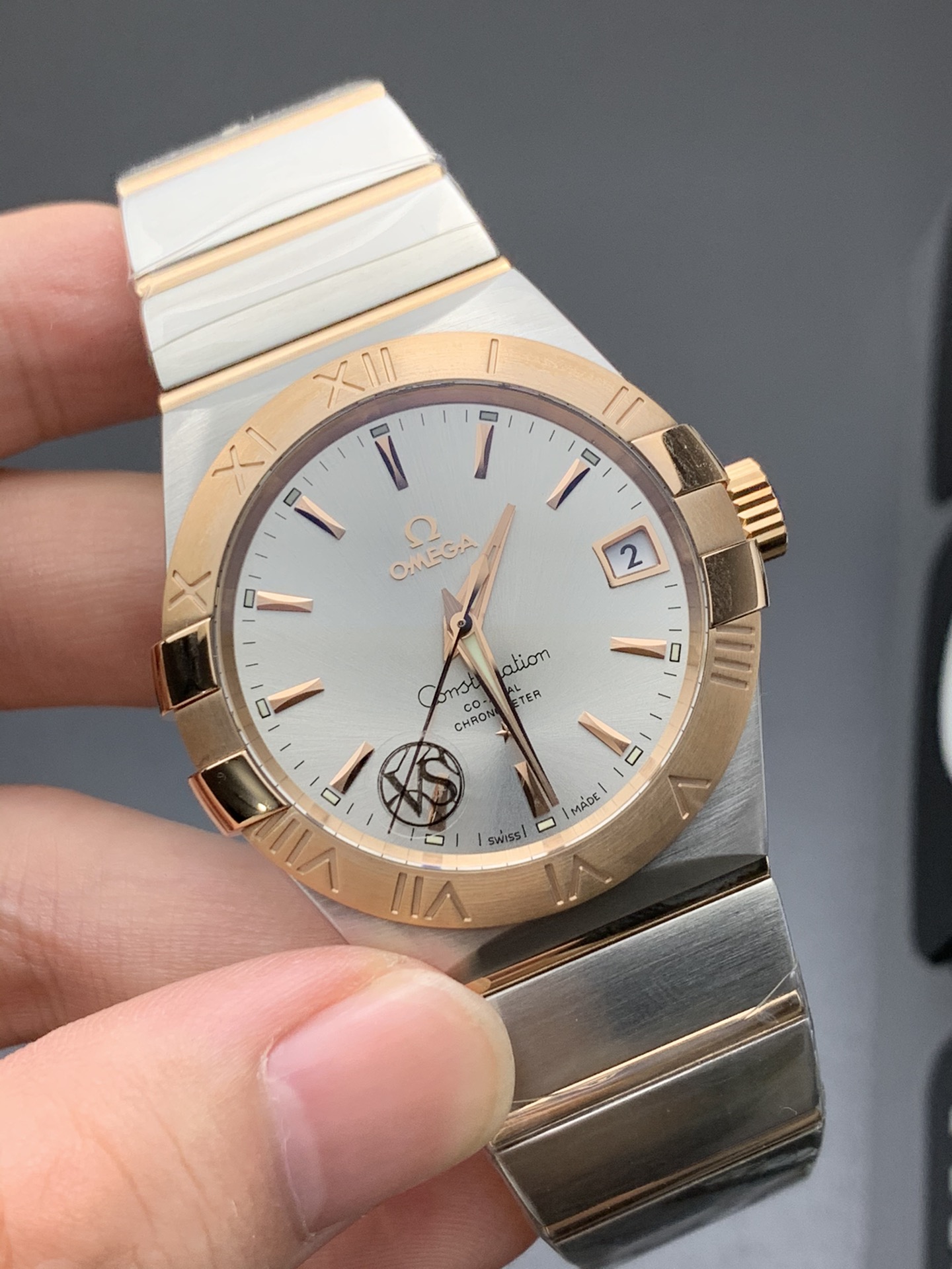 Omega 玫瑰金星座