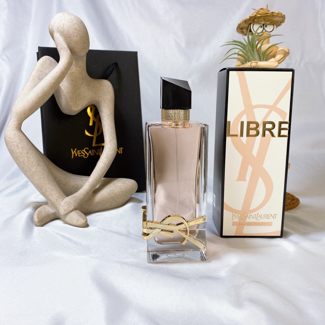 Yves Saint Laurent Libre Eau De Toilette - A Fresh, Floral Fragrance for Women 1 i1625735515 5938 0