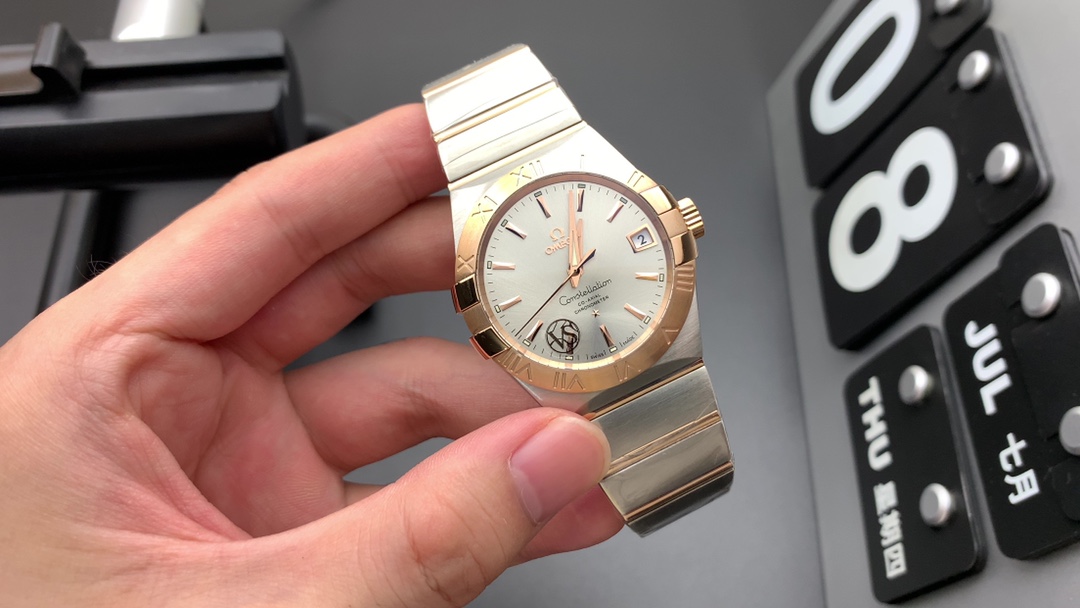 Omega 玫瑰金星座