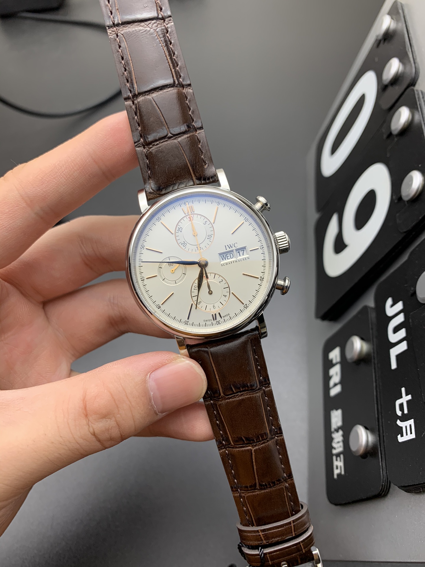 IWC 金针波涛计时