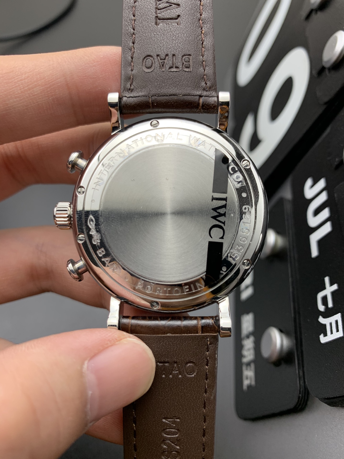 IWC 金针波涛计时