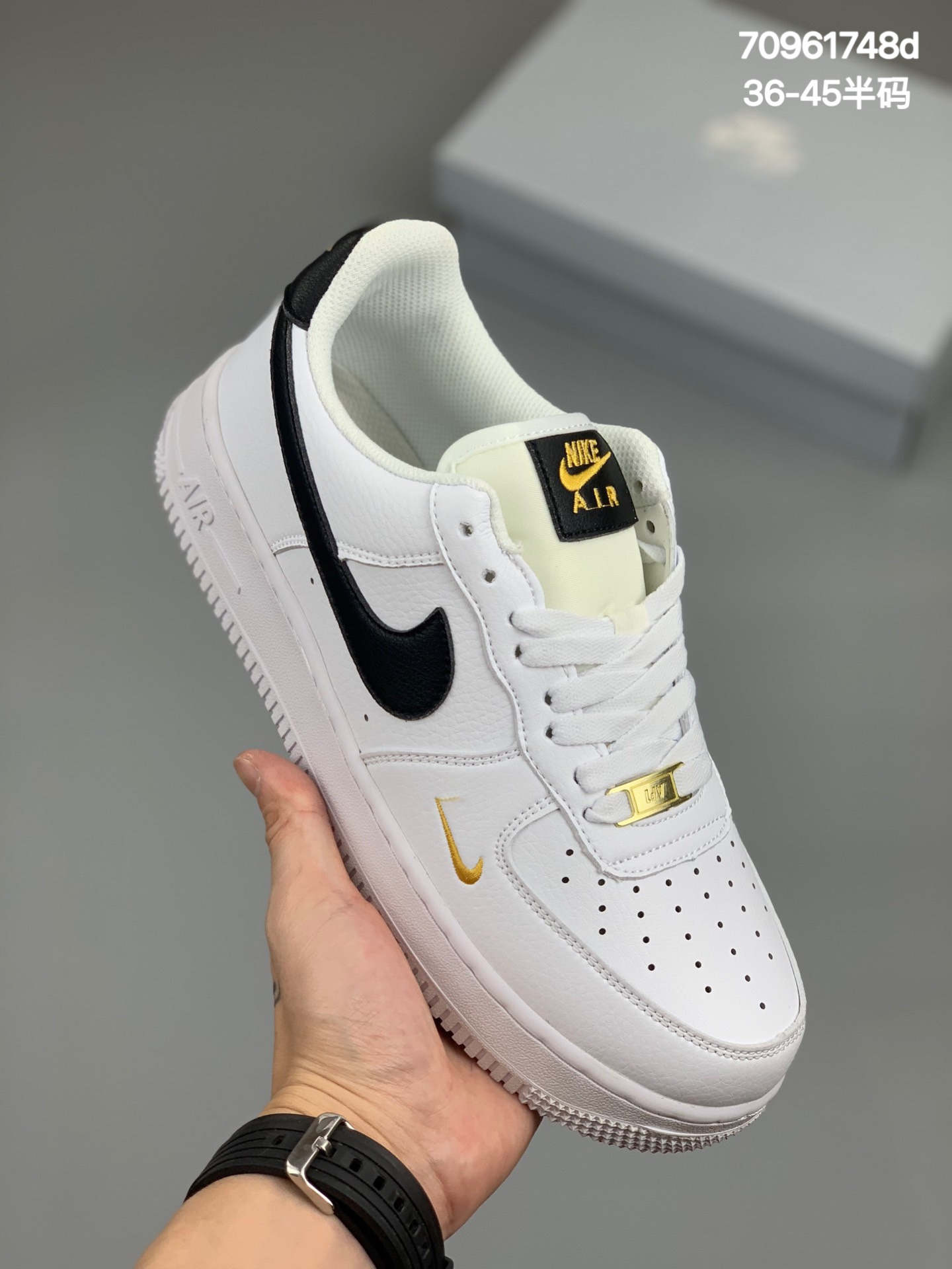 
 耐克/Air Force 1’07 B