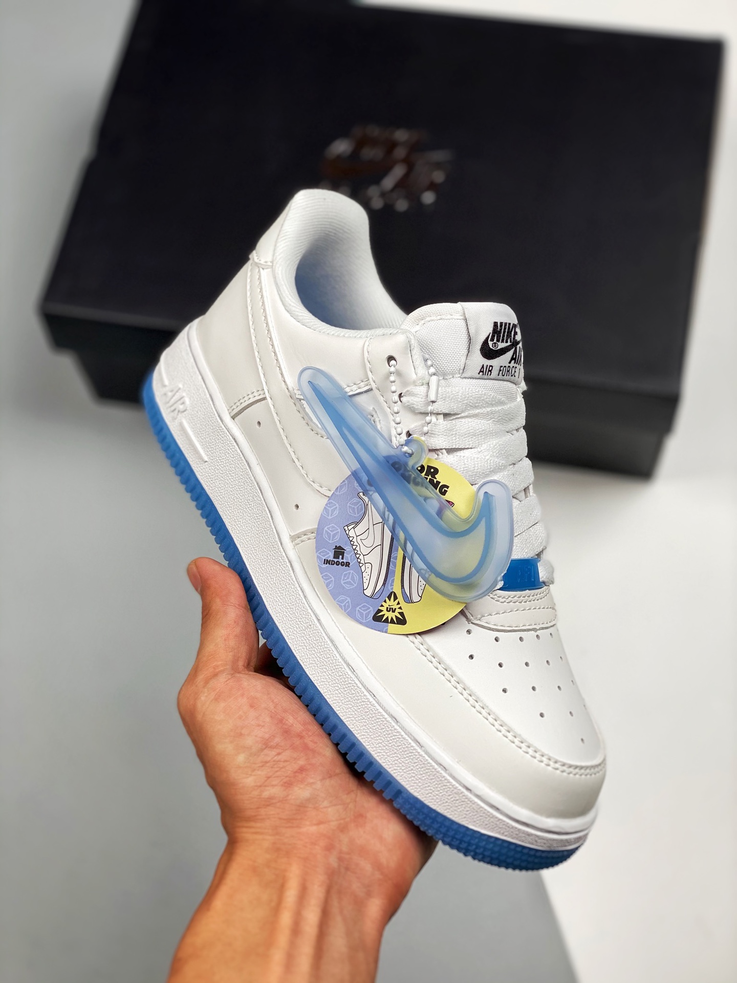 Nike Air Force 1'07 blanco y azul con cambio de luz, horma original y cartón original, forma pura de Air Force, enfocad…