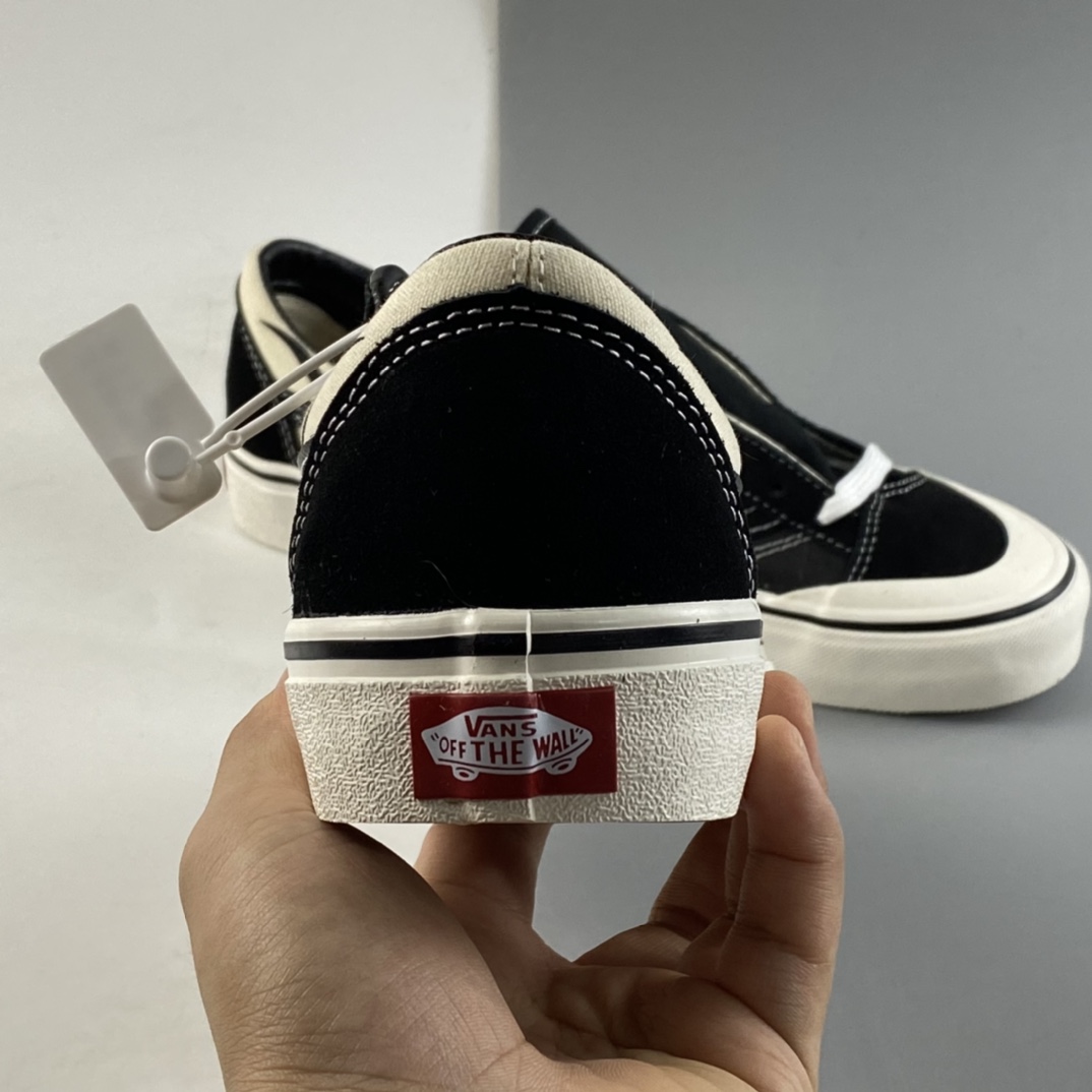 P150  Vans Style 36 范斯官方半月包头黑白火焰低帮运动板鞋 VN0A3ZCJROF