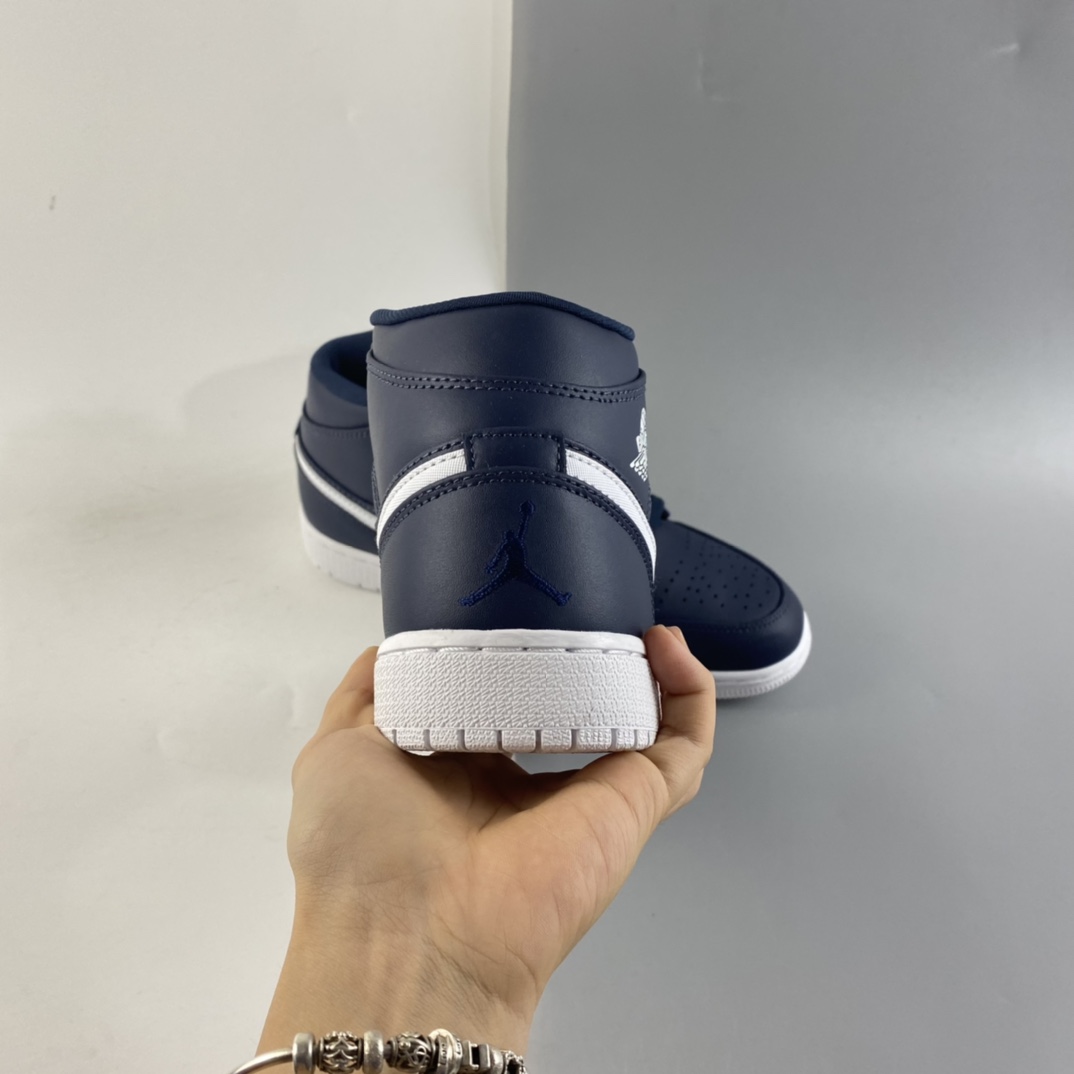 P240  Air Jordan 1 Mid AJ1 乔1 中帮百搭休闲运动板鞋 554724-402