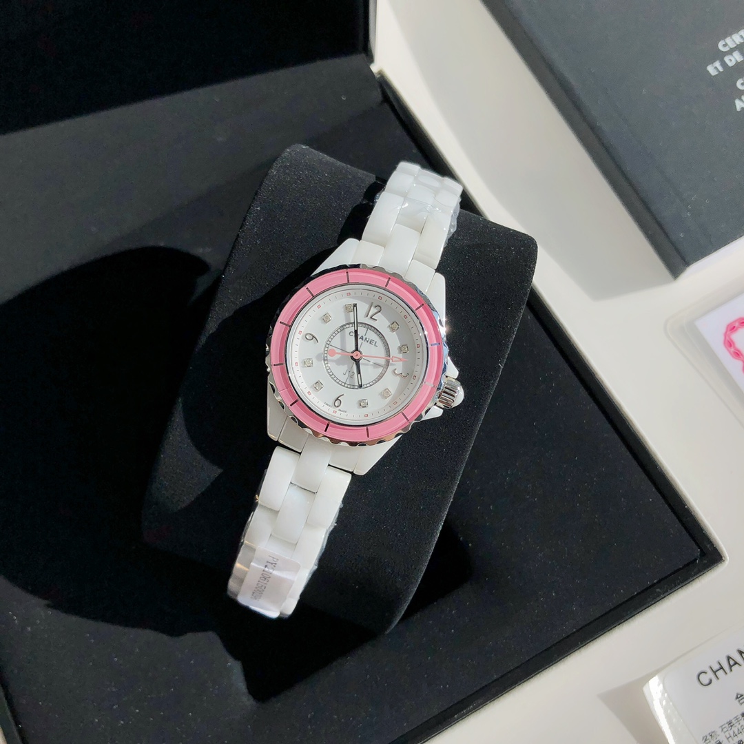 Часы Chanel