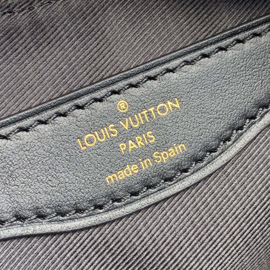 Louis Vuitton LV Boulogne 腋下包 M45831黑色