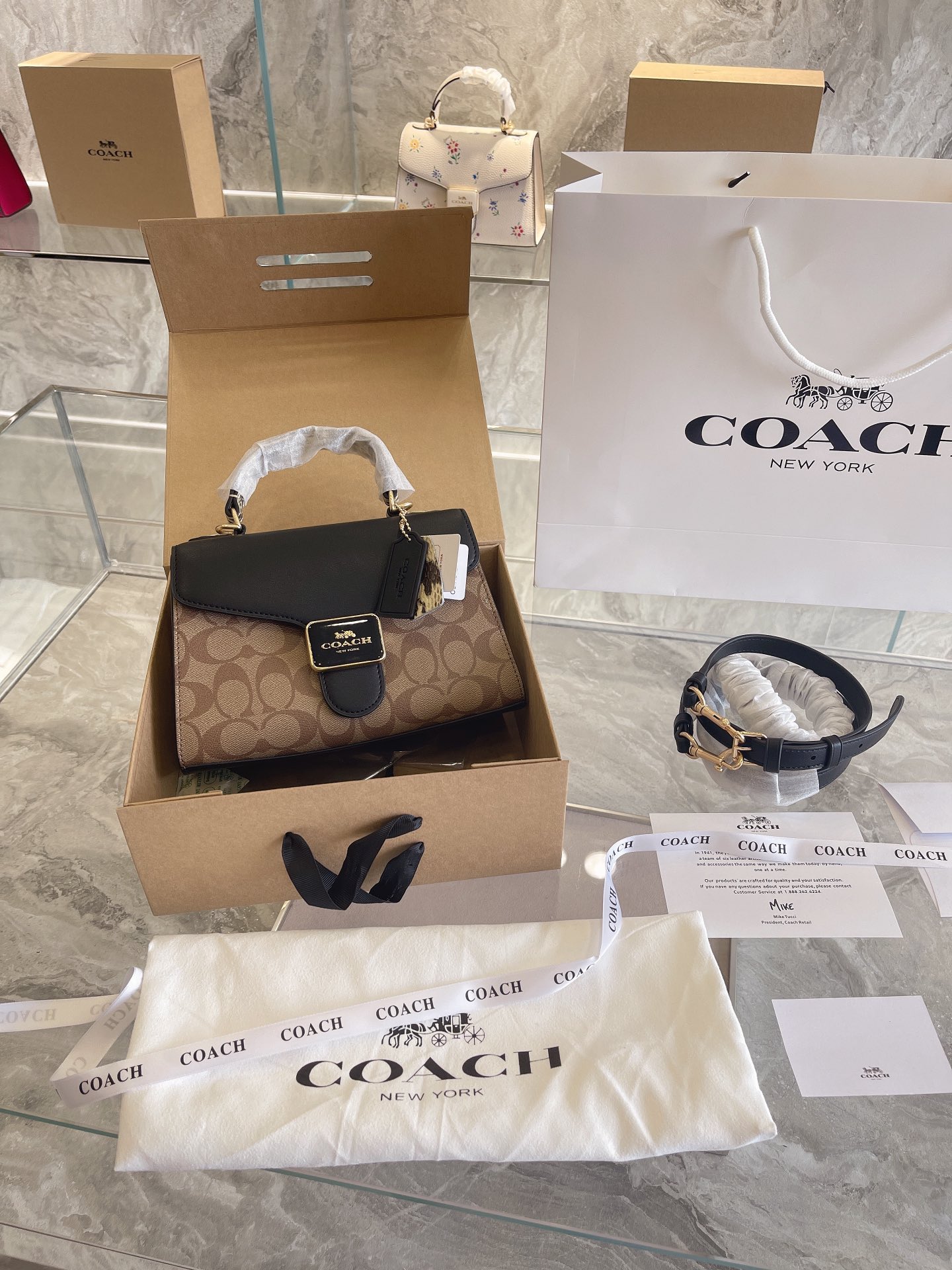 Yupoo Gucci Bags Watches Nike Clothing Jordan Yeezy Balenciaga Shoes
