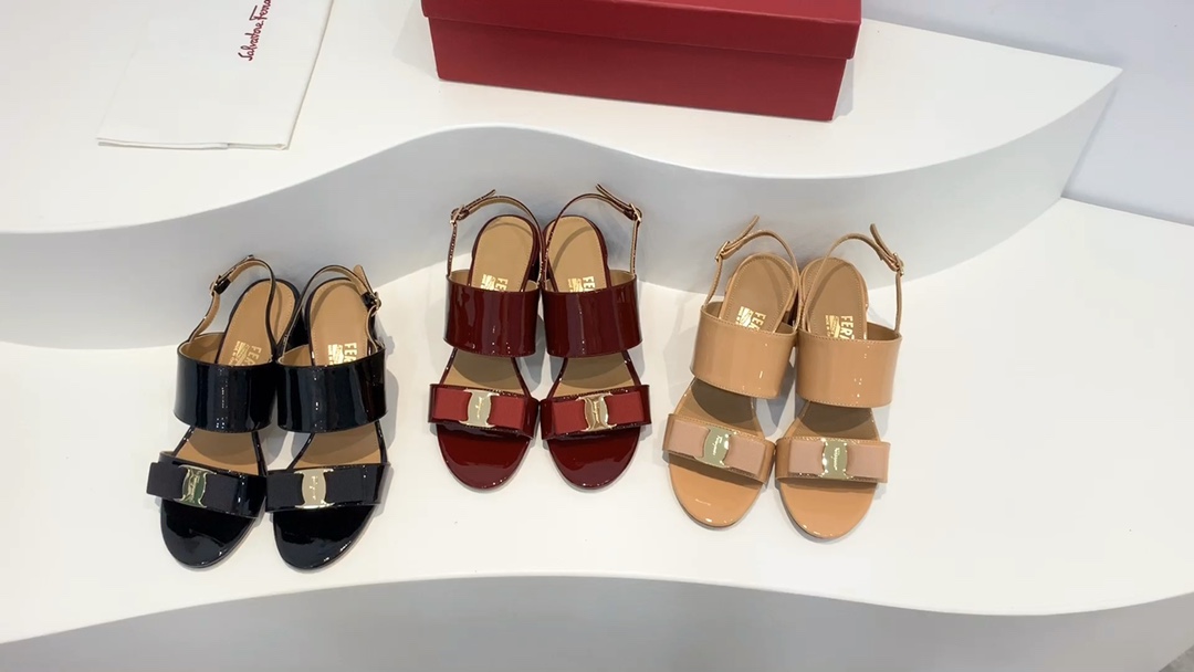 [Ferragamo Women