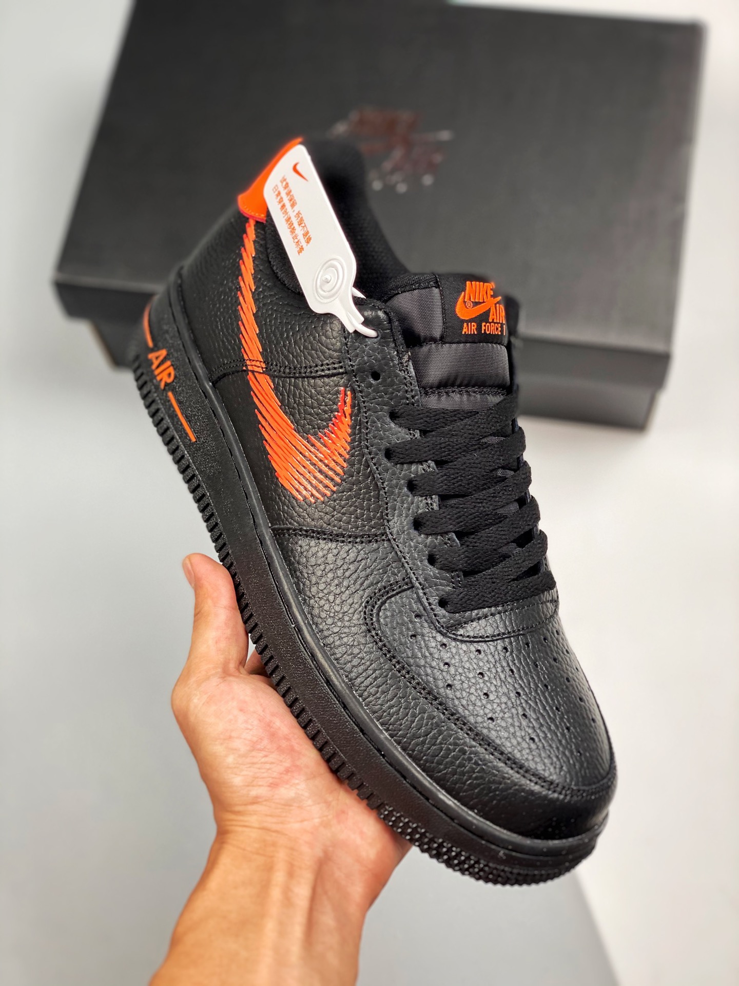NK Air Force 1 Low negro y naranja con costuras descosidas, horma original y cartón original, forma pura de Air Force, …