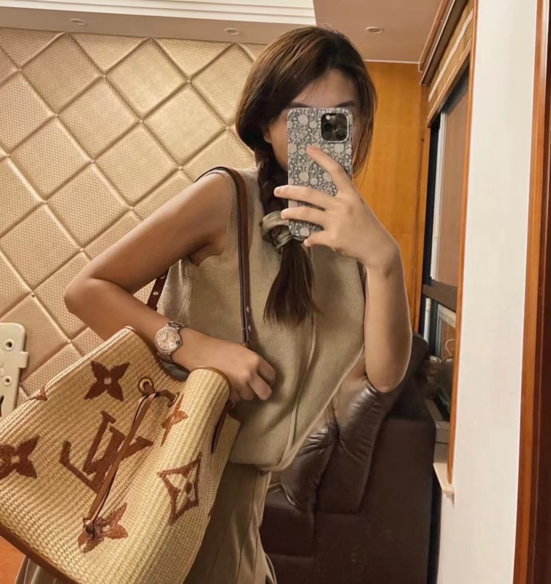 NO:397142,57704 upper body picture, LV [original skin], louis vuitton1986090957704上身图,LV【原厂皮】,louis vuitton,Bag