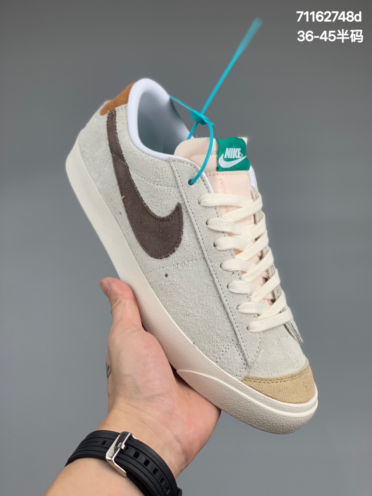 
耐克/Nike Blazer Low’77 复古经典百搭低帮开拓者休闲运动板鞋。货号：DM7582 尺码：36 36.5 37.5 38 38.5 39 40 40.5 41 42 42.5 43 44 45
编码:71162748d