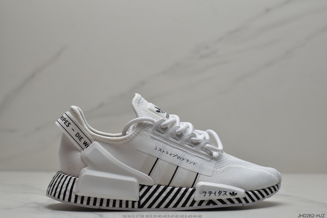 190 阿迪达斯Adidas NMD_V2 街头风经典百搭跑步鞋 FY2105