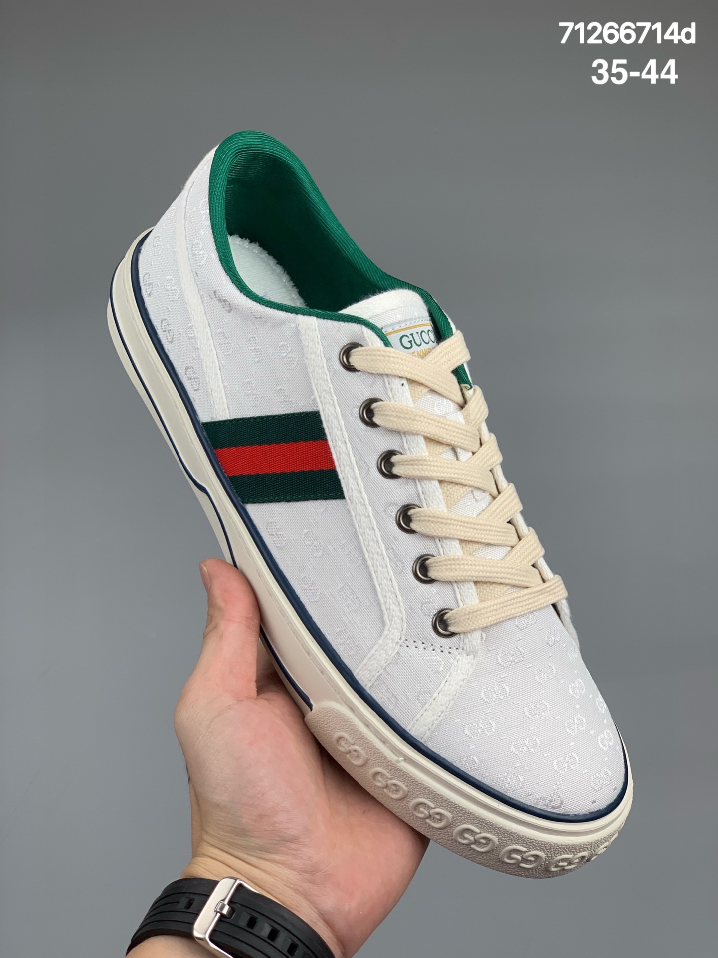 
 2020ss春季新色 奢品牌GU古驰 Tennis 1977 Print Sneaker 中底高弹PU材质+双层TPR无缝隙串色技术组合大底 弹力棉布 红绿织带 绿色罗缎滚边 Gucci Tennis 1977标签 鞋底GG图案 橡胶鞋底 1.5厘米高 jh尺码：35 36 37 38 39 40 41 42 43 44
编码:71266714d