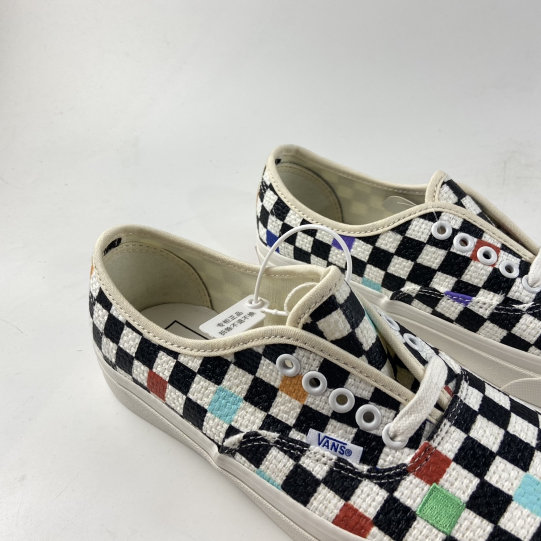 P150 Vans Authentic 夏日新配色编织彩色棋盘格 VN0A54F29GL