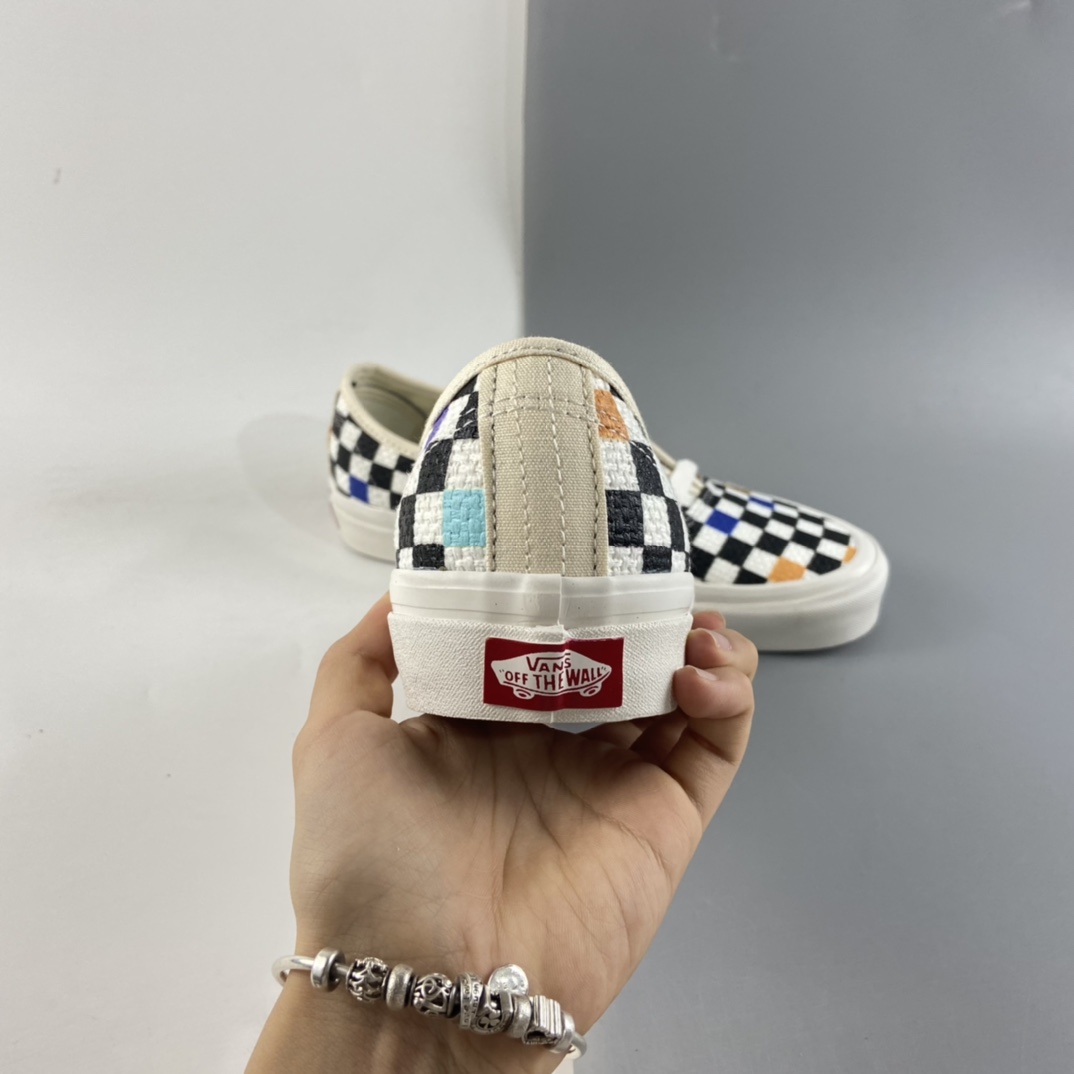 P150 Vans Authentic 夏日新配色编织彩色棋盘格 VN0A54F29GL