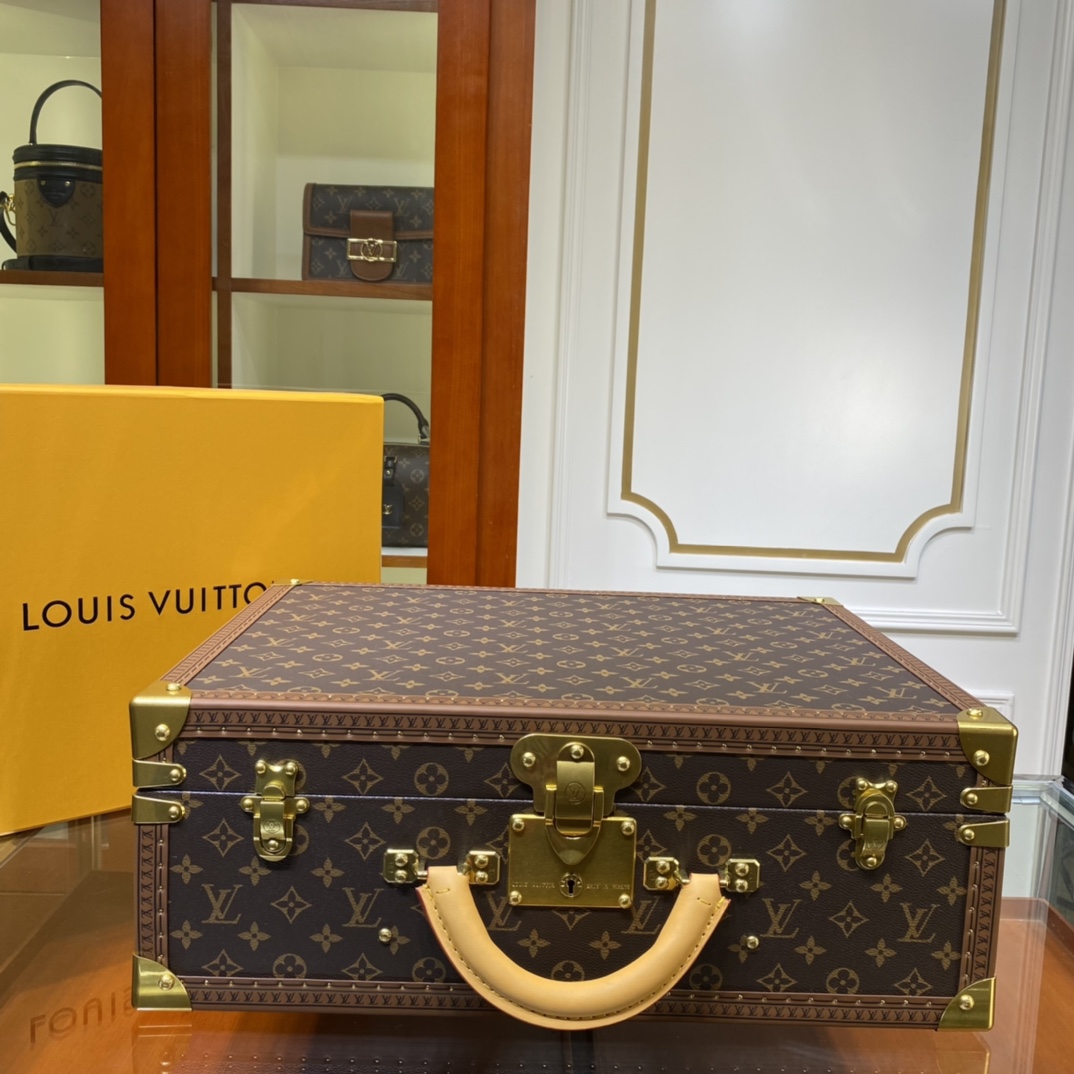 NO:270051,50Cm real photos Louis Vuitton saw these hard boxes!  Goose Niang only has two words in her mind, 