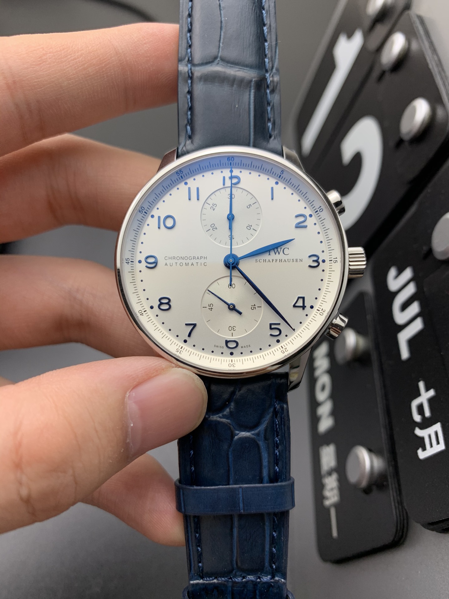 IWC 白面蓝针葡计