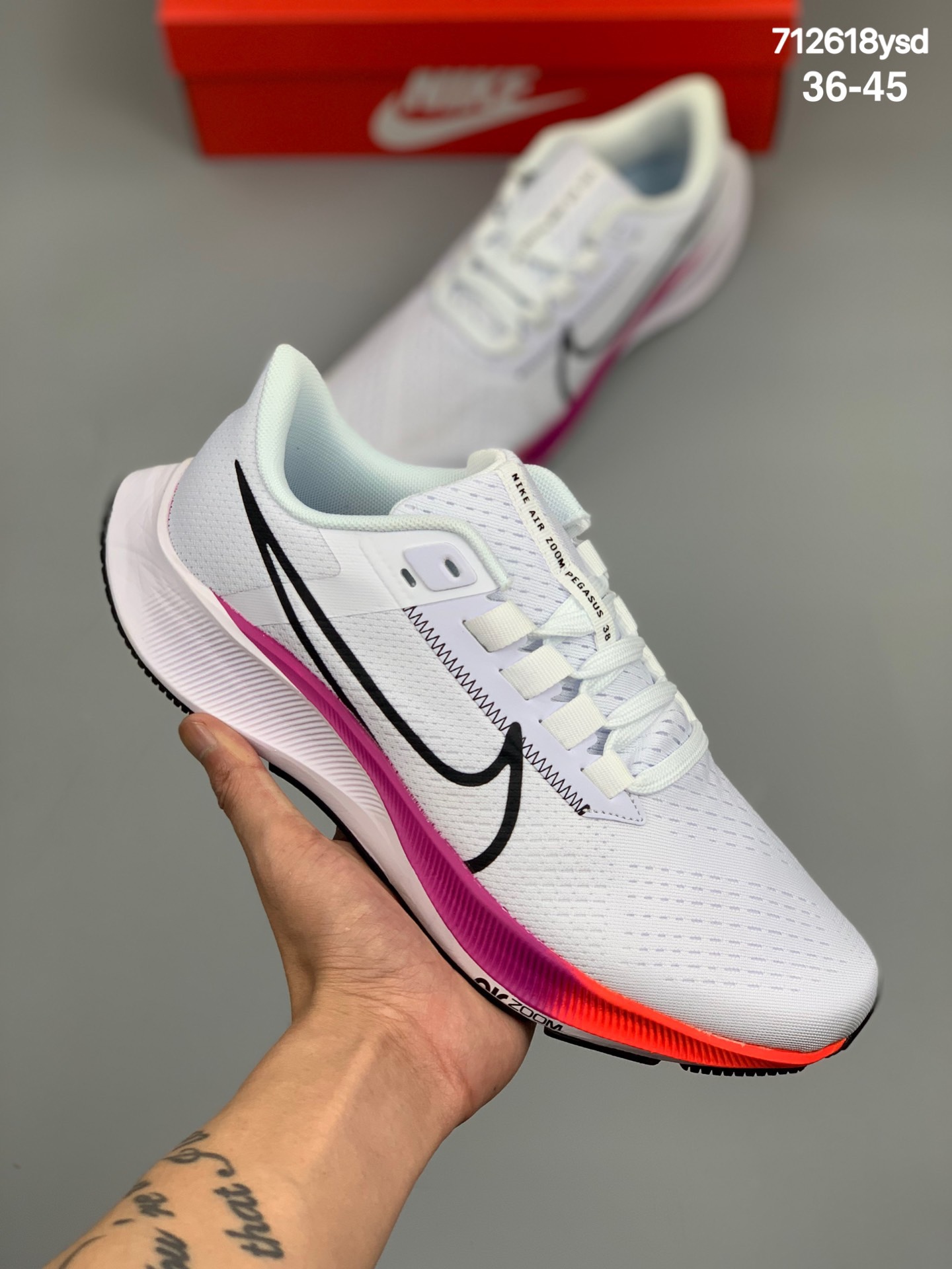 
耐克NIKE ZOOM PEGASUS X10 TURBO网面透气缓震疾速跑鞋
 货号：CJ0291-010
尺码:36-45
编码:712618ysd