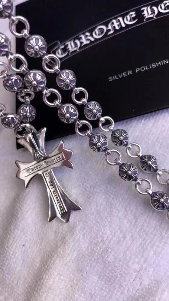 NO:115522,New (large size) Chrome Hearts Croxin Cross Pendant Cross Retro Necklace Imported Electroplating Technology Pure Handmade ~ Authentic Model Opening Fashion Essentials Can Be Wearable for Men and Women Couple Models Same Models Rock Punk Tsil Silver Style Retro Elements Trendy and Versatile Trendy The same style as Chrome Hearts Croxin S925 Sterling Silver Croxin Classic Letter Necklace Sun Honglei Models Domineering!  , jewelry boutique, chrome hearts, chrome hearts, necklace, pure silver19860909新款（大号） Chrome Hearts  克罗心十字架吊坠 十字架复古项链 进口电镀工艺 精纯手工打造 ～正品开模潮流时尚必备 男女均可佩戴 情侣款同款 摇滚朋克泰银风格 复古元素 潮流百搭 官网同款Chrome Hearts克罗心 s925纯银打造 经典字母项链 孙红雷同款 霸气十足！,饰品精品,chrome hearts,chrome hearts,necklace,pure silver,Jewelry