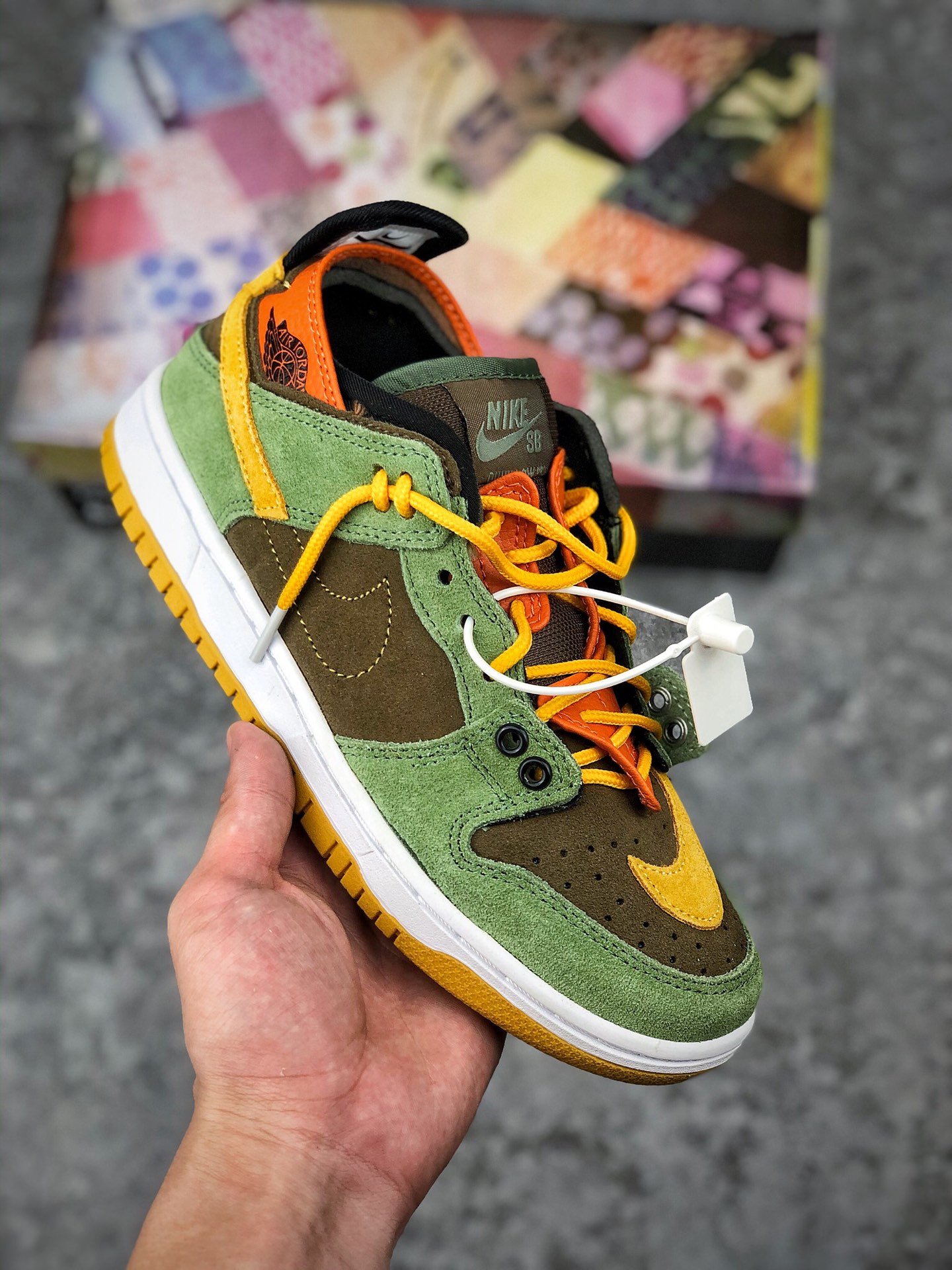  支持放店
Nk SB Dunk Low 耐克四合一多元素休闲板鞋 304292-040
尺码：36 36.5 37.5 38 38.5 39 40 40.5 41 42 42.5 43 44 44.5 45