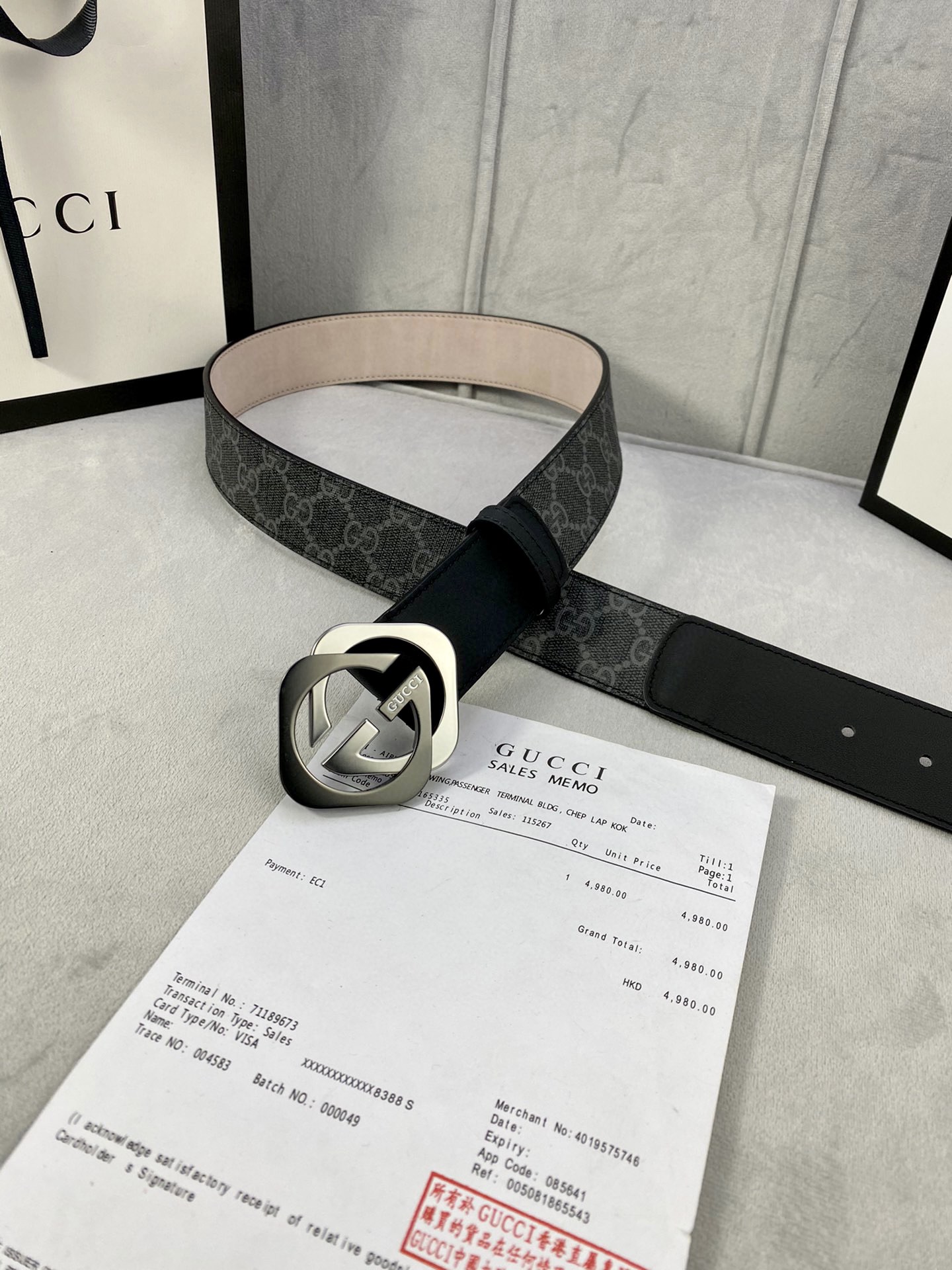 宽度4 0cm gucci 这款腰带在早秋系列中惊艳亮相