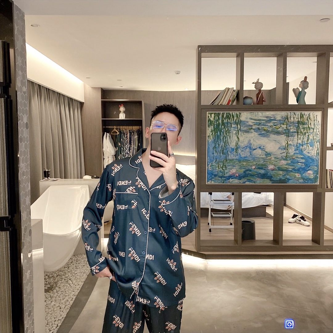 Pijama de FENDI, tejido de seda coreano de alta costura, suave y cómodo. Tallas: XL～XXXL