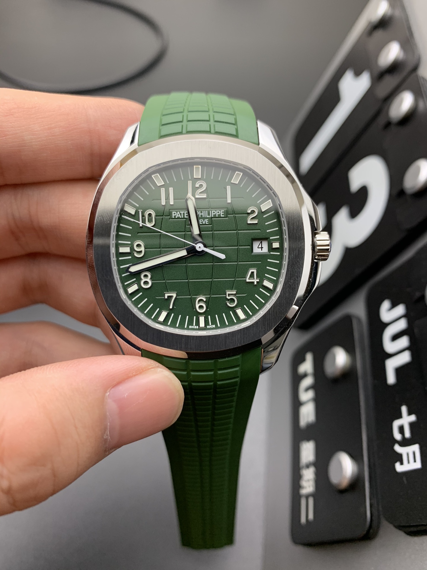 Patek Philippe 3K 绿面手雷