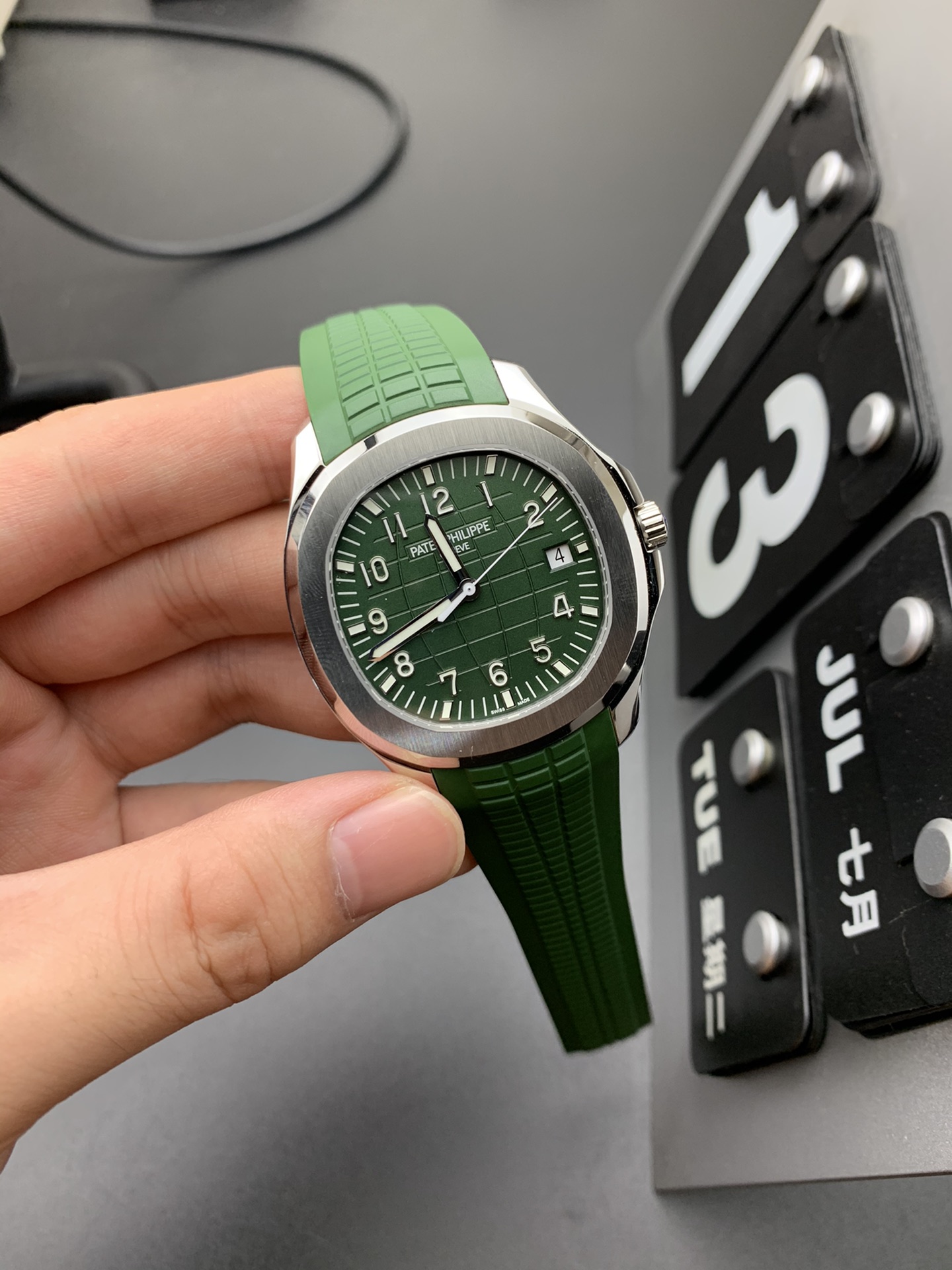 Patek Philippe 3K 绿面手雷