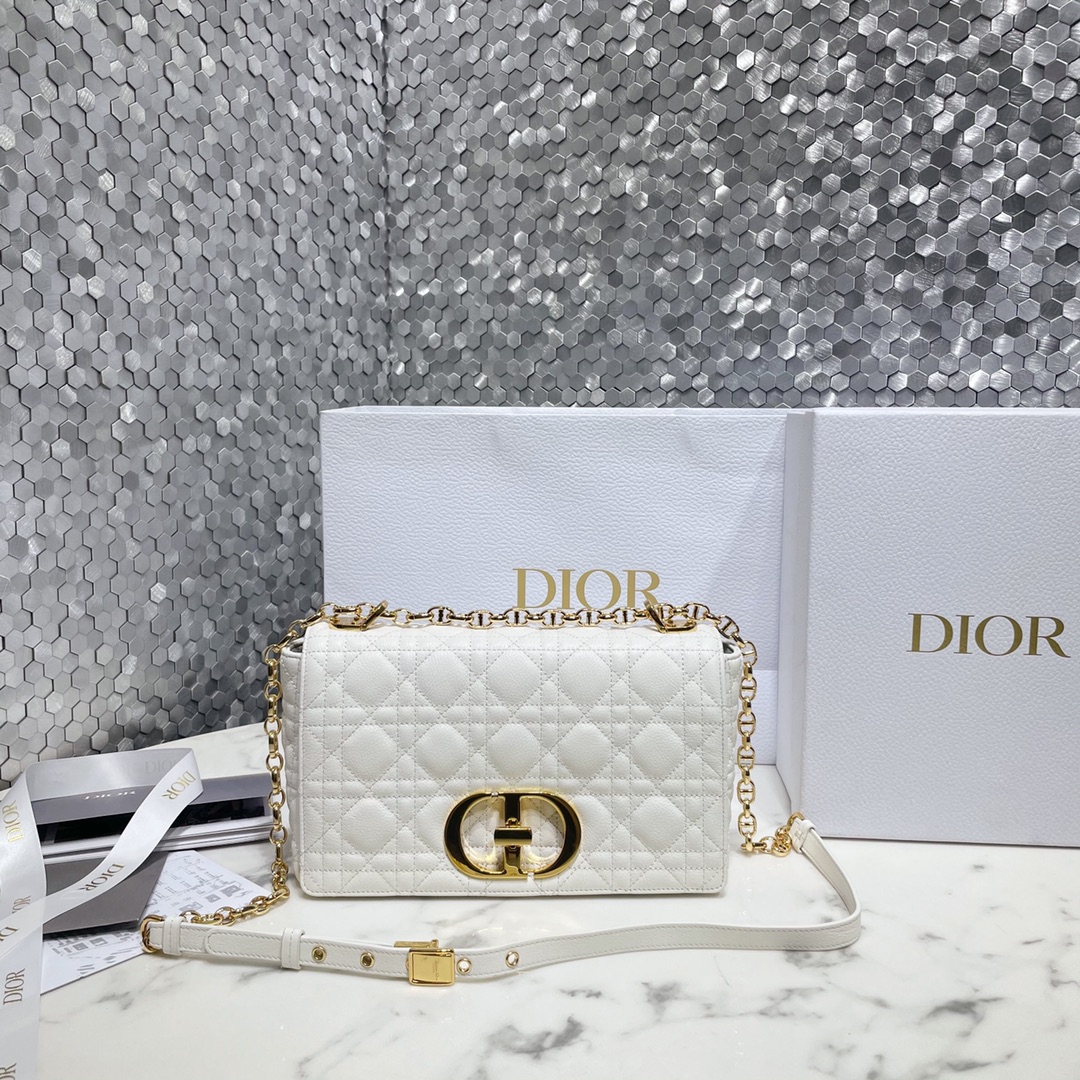 Dior Caro Top
 Bags Handbags Gold Embroidery Vintage Cowhide Chains