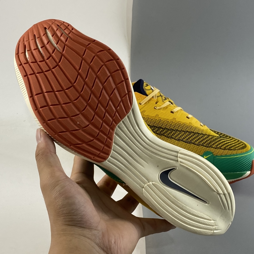 P180   Nk ZoomX Vaporfly NEXT% 2 马拉松泡棉缓震运动慢跑鞋 DJ5182-700
