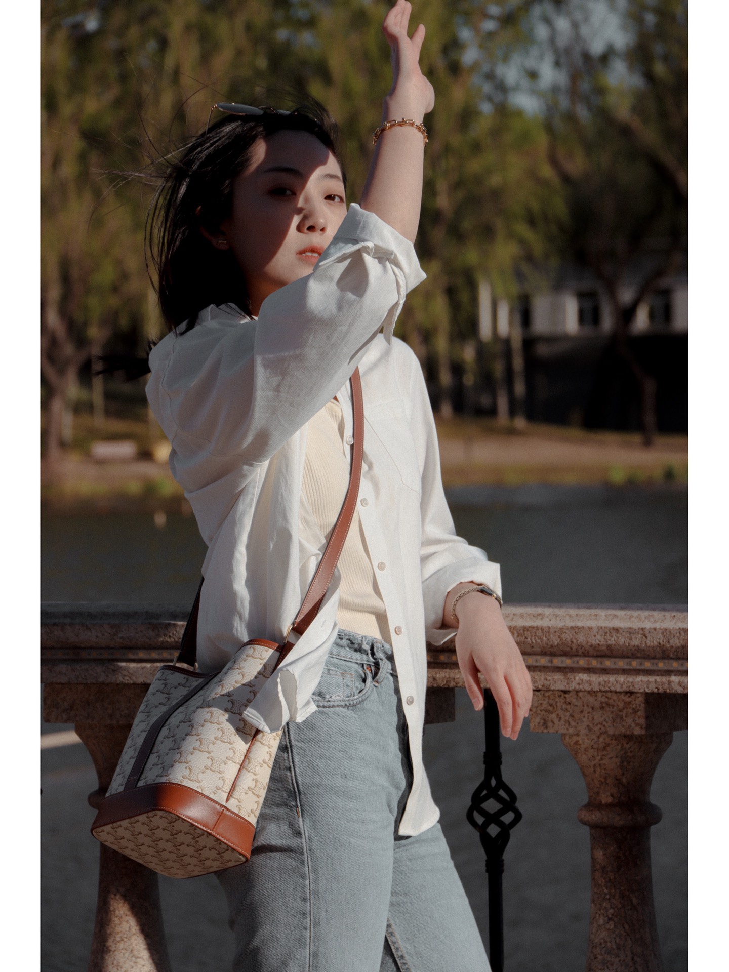 CELINE SMALL BUCKET BAG 191442白花