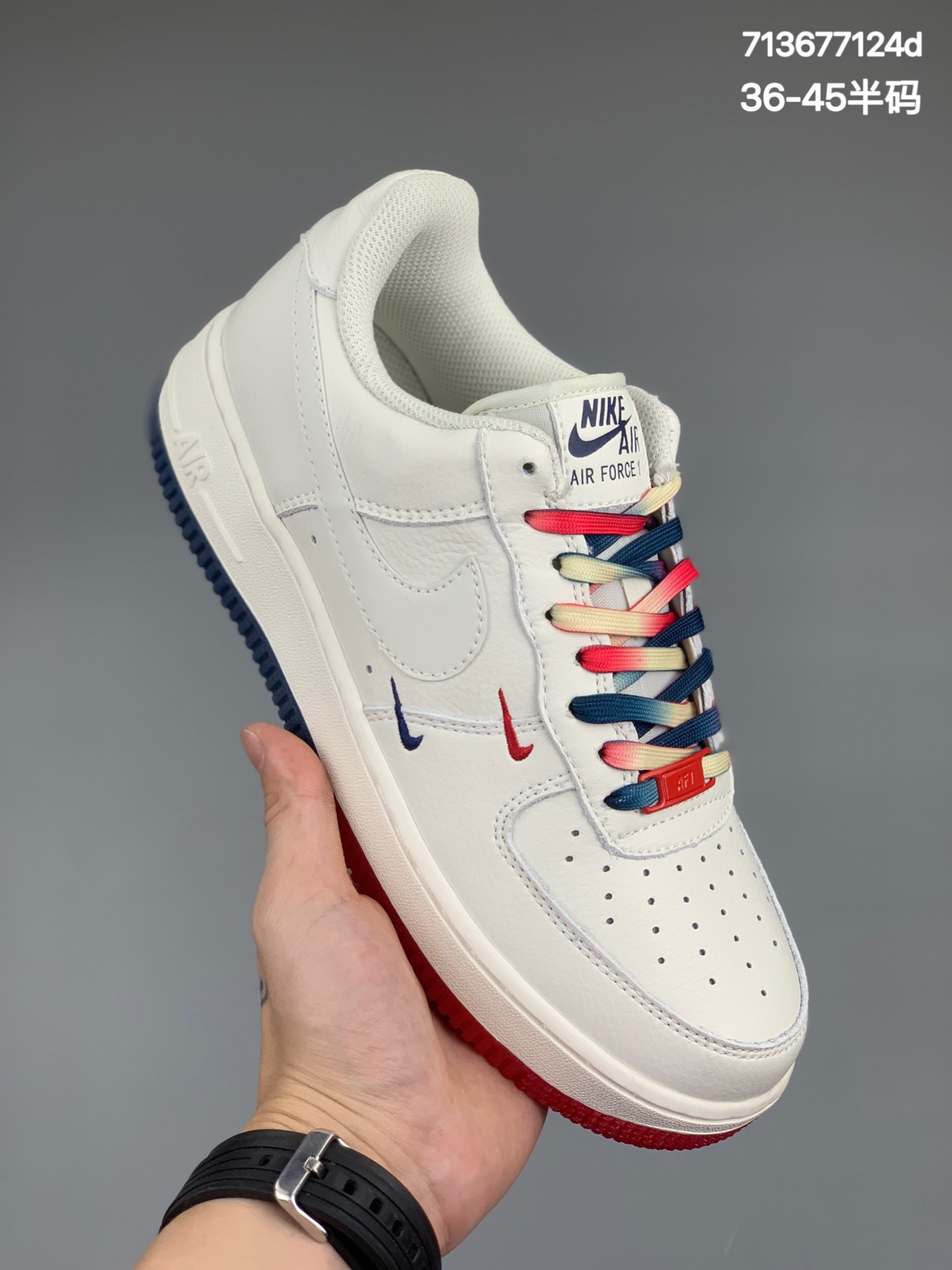 
耐克Nike Air Force 1 Low ’07 “米蓝橙”纽约城市限定低帮空军一号休闲板鞋 定制头成皮料 3M反光 原楦原纸板 水晶双色大底 纯正版型 内置全掌气垫 货号：CT1989-102 Size：36 36.5 37.5 38 38.5 39 40 40.5 41 42 42.5 43 44 44.5 45
编码：713677124d