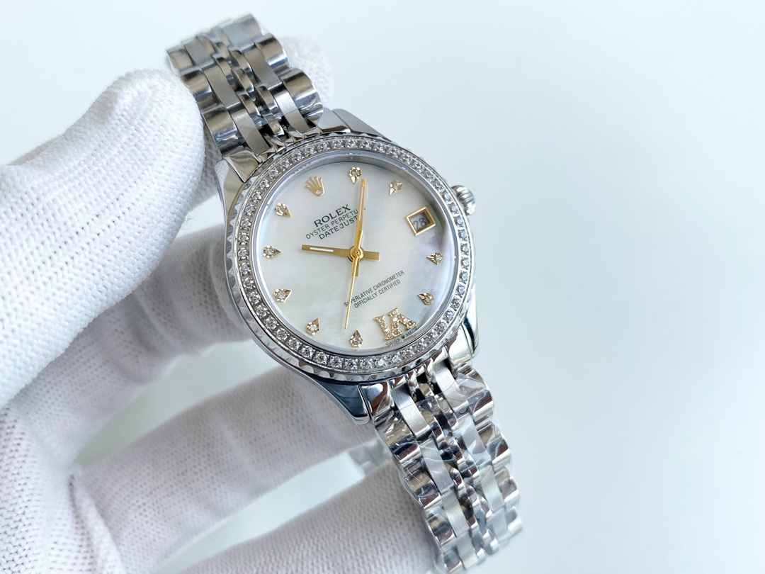 NO:726226,Platinum-Gold Recommended hot models, the first recommended Rolex limited edition women’s model is now in stock!  Elegant and beautiful, eye-catching!  The A-grade pearl shell material is dazzling and the design shows the unique noble and elegant goddess temperament!  Original imported 821a movement, product performance is stable and accurate!  Italian calfskin strap!  Jewelry is a symbol of status. The shell of such a beautiful and essential item is made of 316L stainless steel and is polished in all directions!  Vacuum nano plating!  Size 33:10!  Elegant and noble appearance, full of female charm, top-quality products are constantly produced, rolex, cowhide19860909白-金 爆款推荐爆款首推劳力士限量女款火爆到货！优雅美艺,养眼吸睛！A级珍珠贝壳材质彰璀璨夺目、设计显出独特高贵优雅女神气质！原装进口821a机芯,产品性能稳定,走时准！意大利小牛皮表带！珠宝是身份的象征如此貌美必备单品壳体采用316L精钢材质打造而成,全方位打磨！真空纳米电镀！尺寸33:10！优雅高贵外光,尽显女性魅力顶级出品精品不断,,rolex,cowhide,Watch