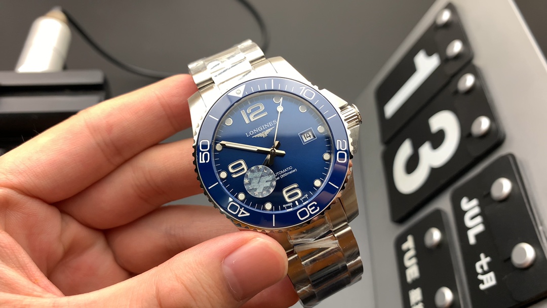Longines 蓝康卡斯