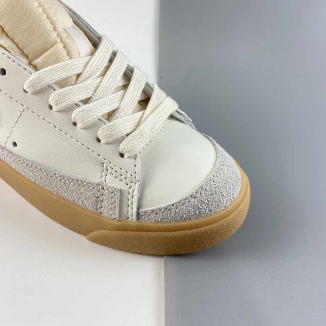 P160  Nike Blazer Low ’77 Vintage 开拓者皮面低帮休闲板鞋 DM8334-100