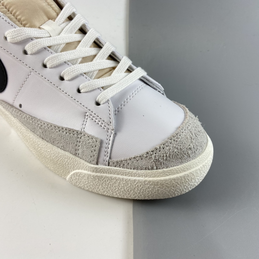 P160  Nike Blazer Low ’77 Vintage 开拓者皮面低帮休闲板鞋 DC4769-102