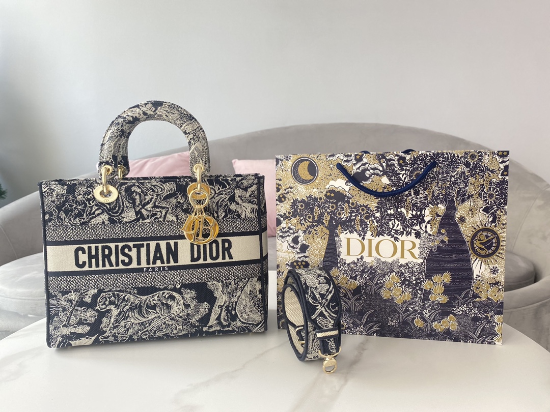 Dior Sale
 Bags Handbags Blue Gold Embroidery Lady
