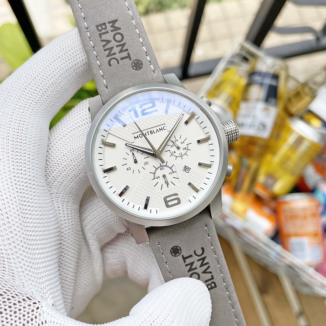 Montblanc Multifunctional Wristwatch with White and Platinum Shells: Precision and Style Combined - 图片 6