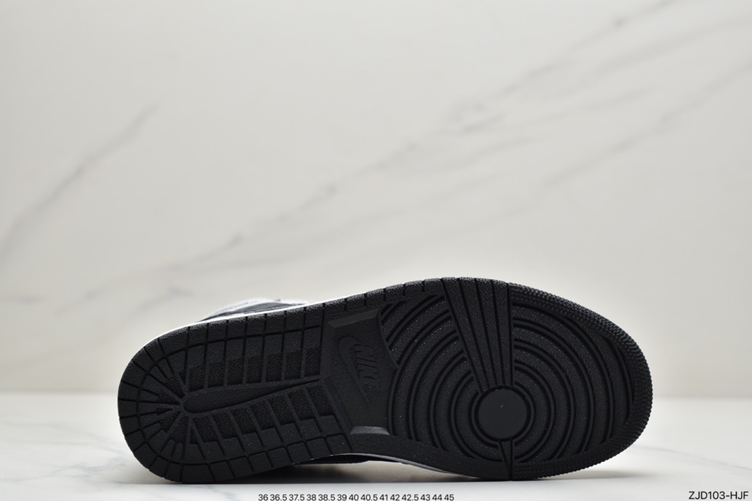 240 Air Jordan 1 High OG “影子 2.0”是经典影子版本 555088-035