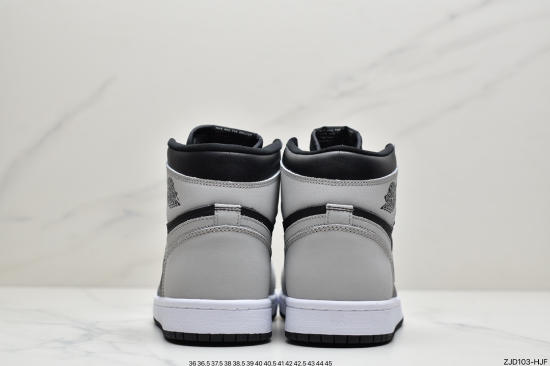 240 Air Jordan 1 High OG “影子 2.0”是经典影子版本 555088-035