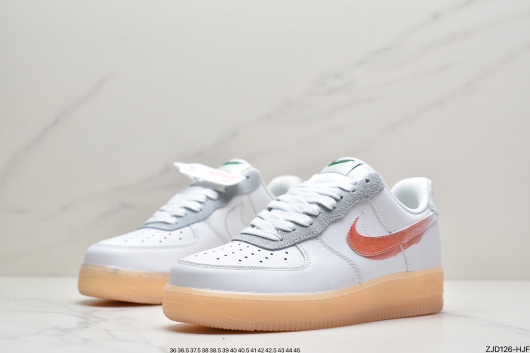 240 耐克Mayumi Yamase xNike Flyleather Ain Force1白色手绘涂鸦官方同步 DB3598-100