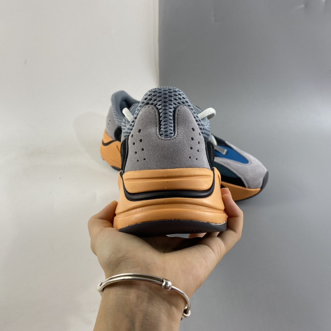 P320   AD Yeezy Boost 700 V2  椰子复古爆米花中底姥爷慢跑鞋 GW0296